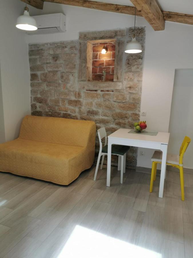 Studio App Dea In The Center Rovinj Exterior foto